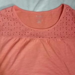 St. John's Bay Tops - *NWOT* Womens long sleeve shirt (#75) St. John's Bay Tops - *NWOT* Womens long sleeve shirt (#75)